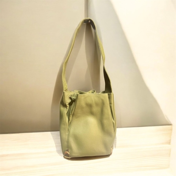 Vince Camuto Janet Drawstring bucket bag in green - Picture 2 of 5